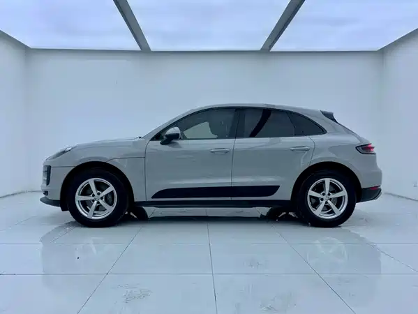 Porsche Macan 2020