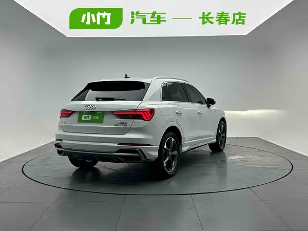 Audi Q3 2022