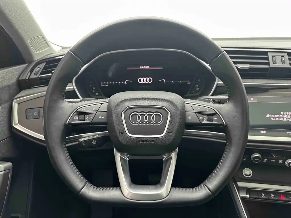 Audi Q3 2022 — фото 17