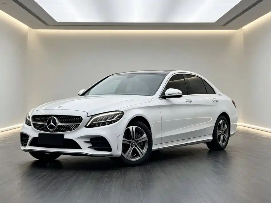 Mercedes-Benz C-Class 2020 — фото 6