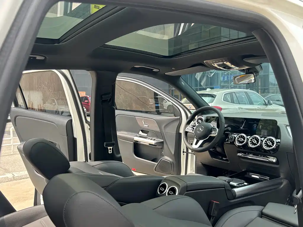 Mercedes-Benz GLA 2021 — фото 11
