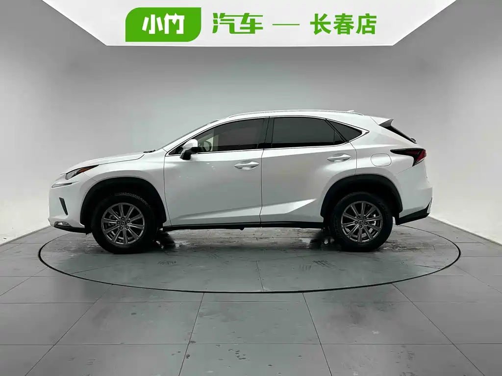 Lexus NX 2021 — фото 3