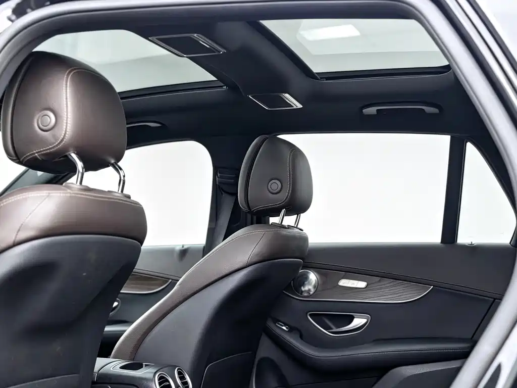 Mercedes-Benz GLC 2021