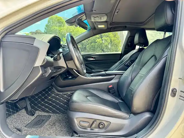 Toyota Avalon 2022