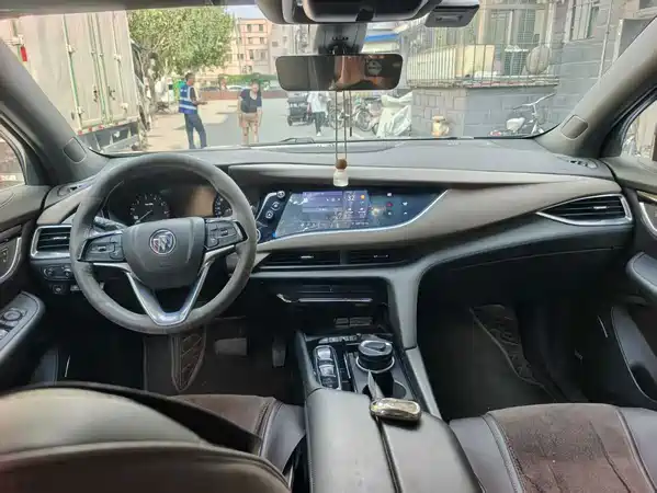 Buick Enclave 2022