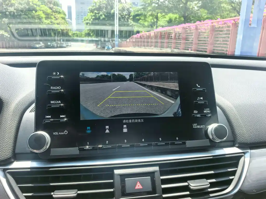 Honda Inspire 2019 — фото 11