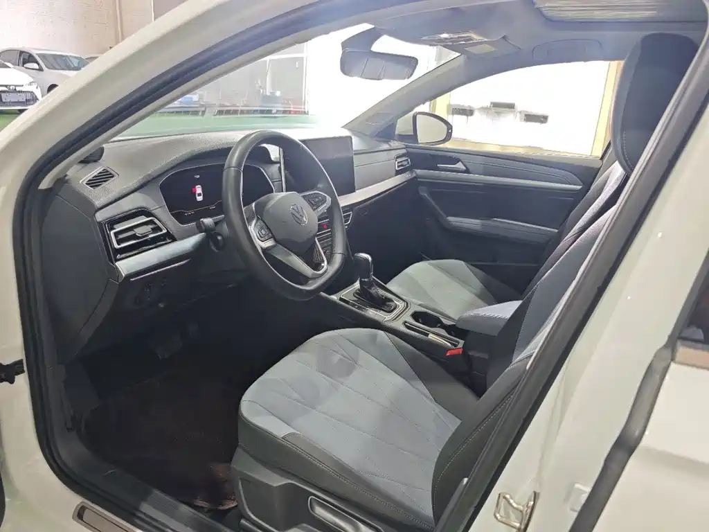 Volkswagen Lavida 2022
