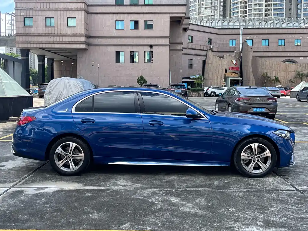 Mercedes-Benz C-Class 2022 — фото 30