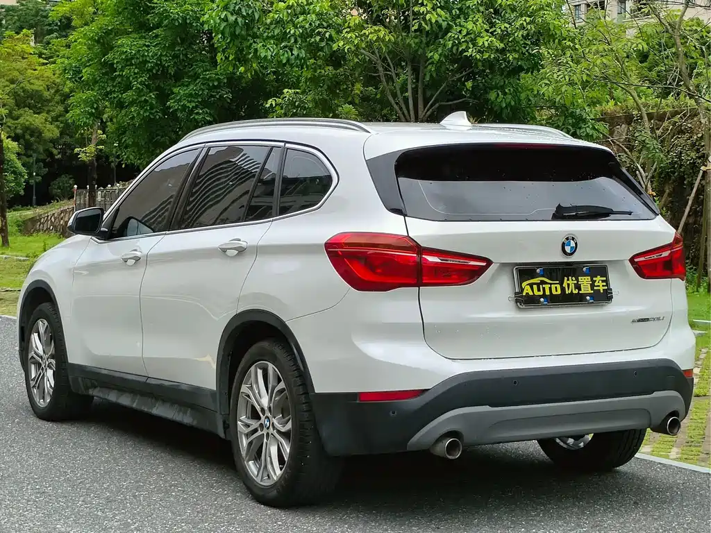 BMW X1 2018 — фото 13