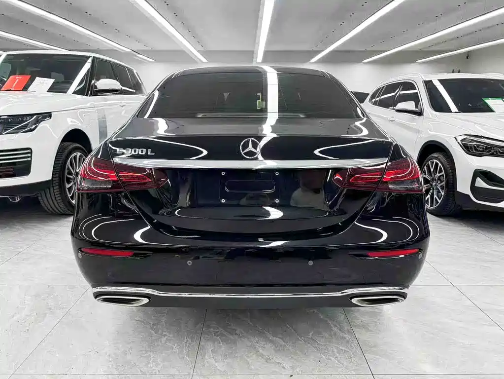 Mercedes-Benz E-Class 2023