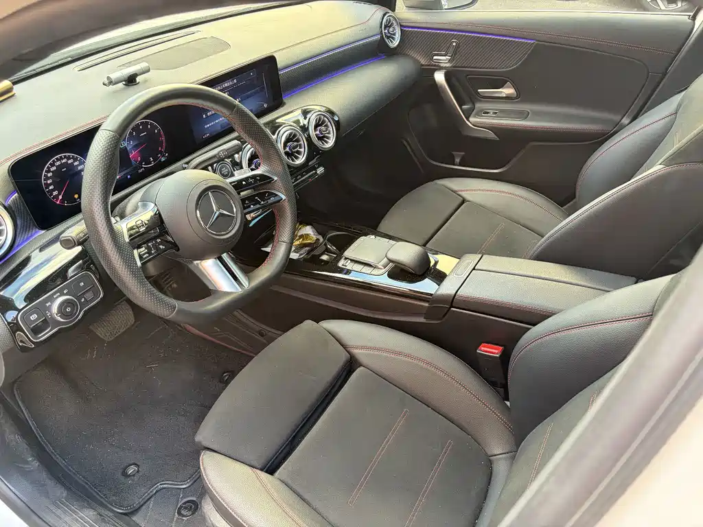Mercedes-Benz A-Class 2023 — фото 5