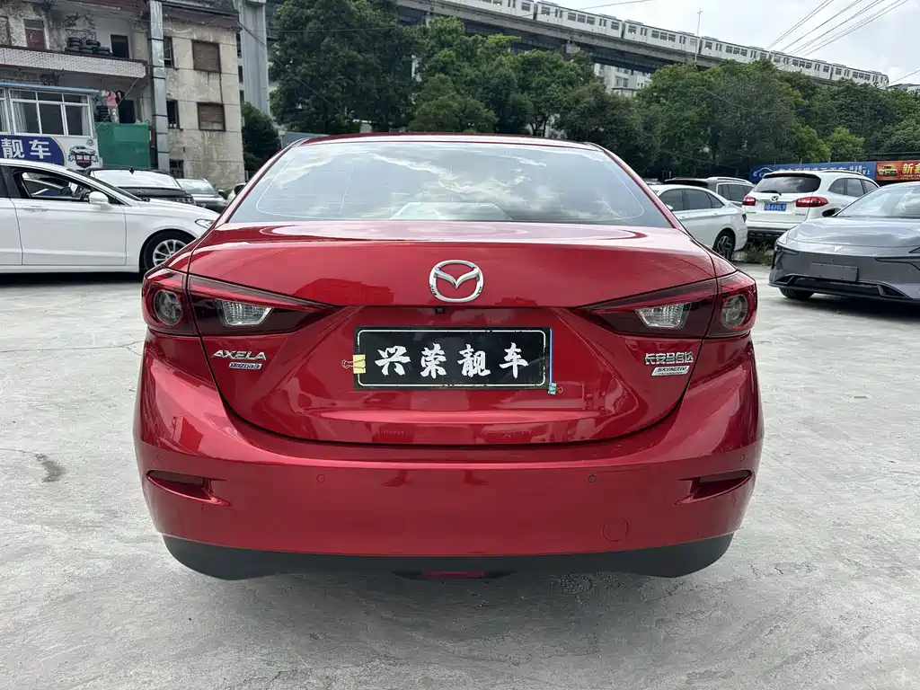 Mazda 3 Axela 2019