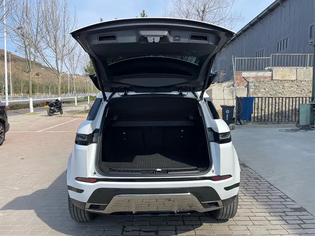 Land Rover Evoque 2022 — фото 14