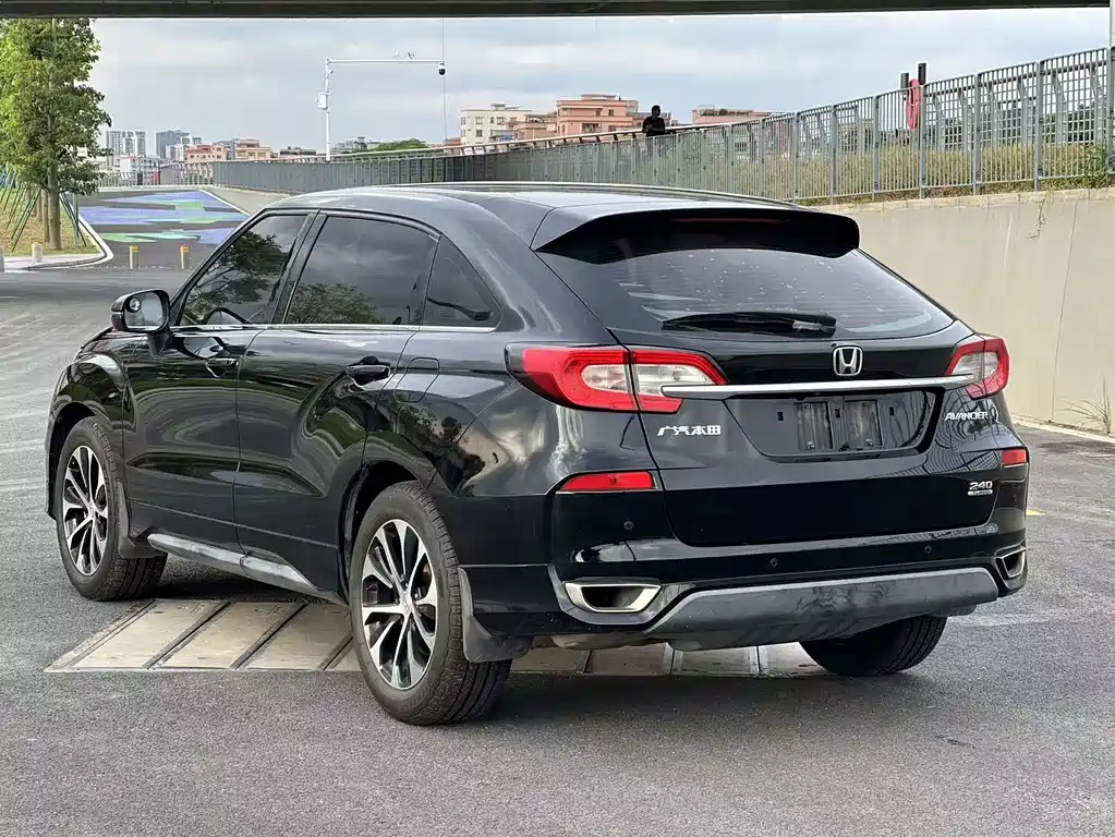 Honda Avancier 2017