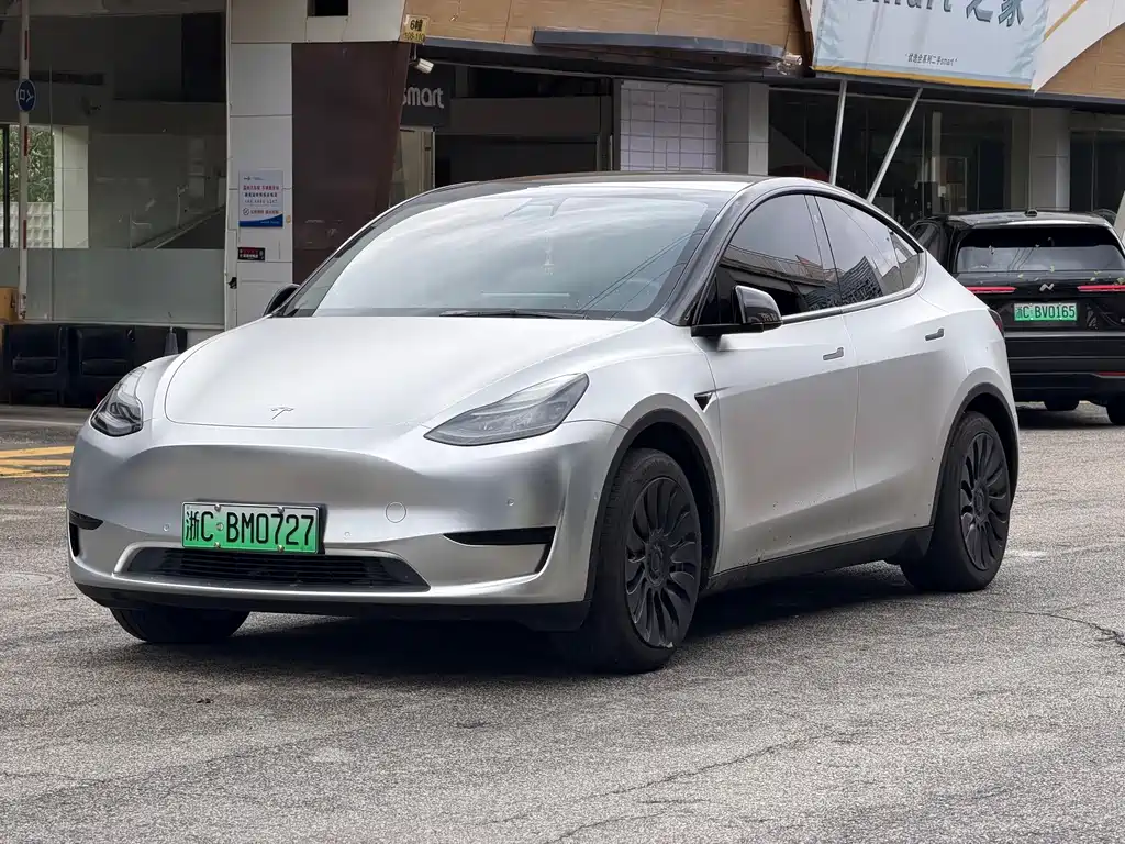 Tesla Model Y 2022 — фото 1