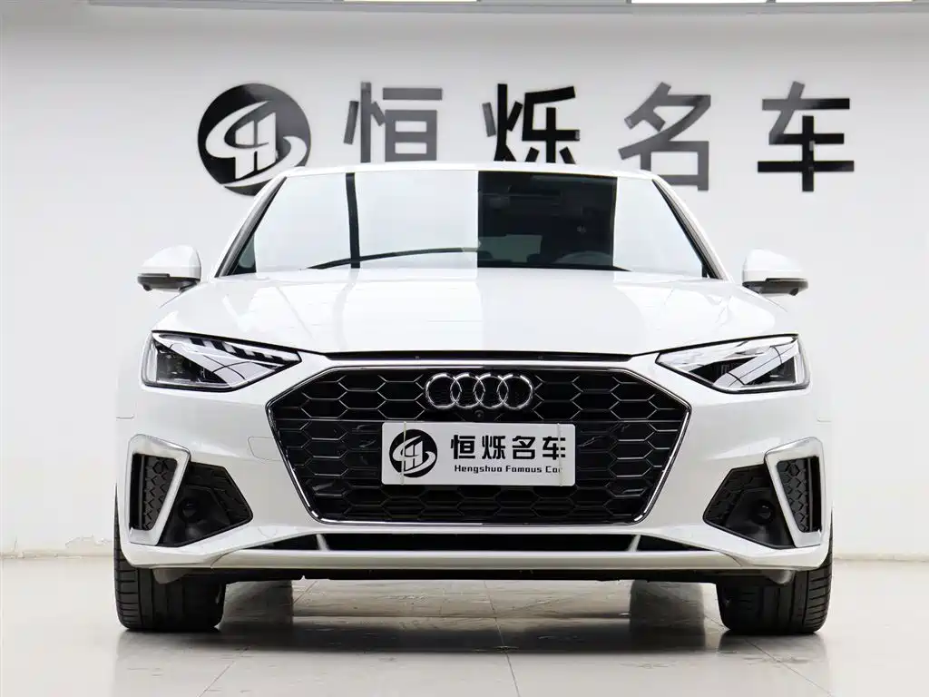 Audi A4L 2023 — фото 27