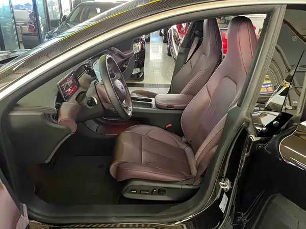 NIO ET5T 2024