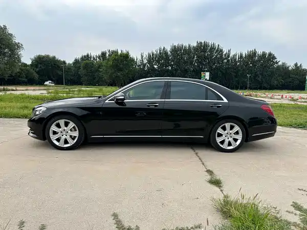 Mercedes-Benz S-Class 2016