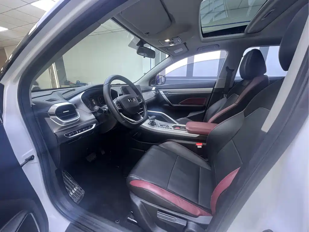 Geely Binyue 2022