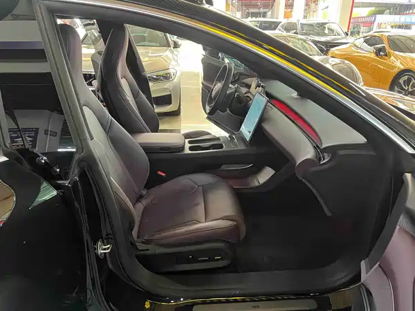 NIO ET5T 2024