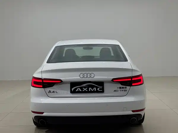 Audi A4L 2017
