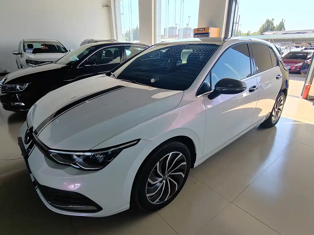 Volkswagen Golf 2022 — фото 7
