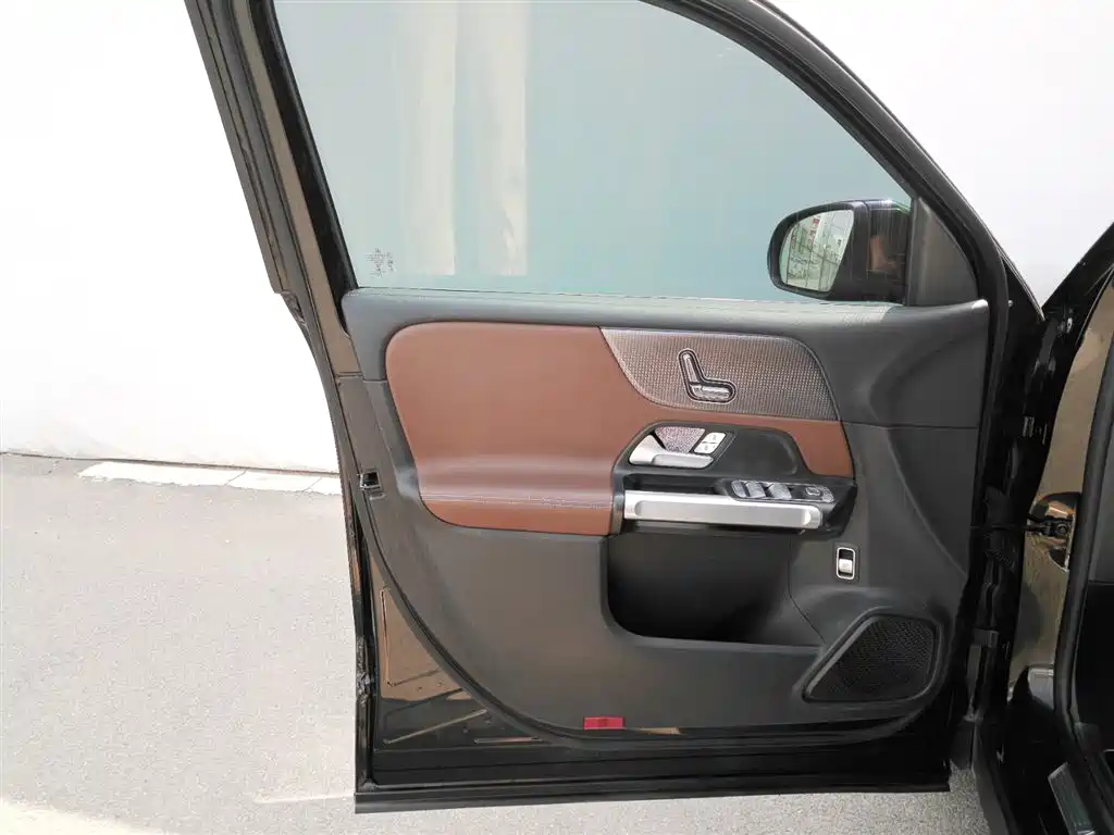 Mercedes-Benz GLB 2022