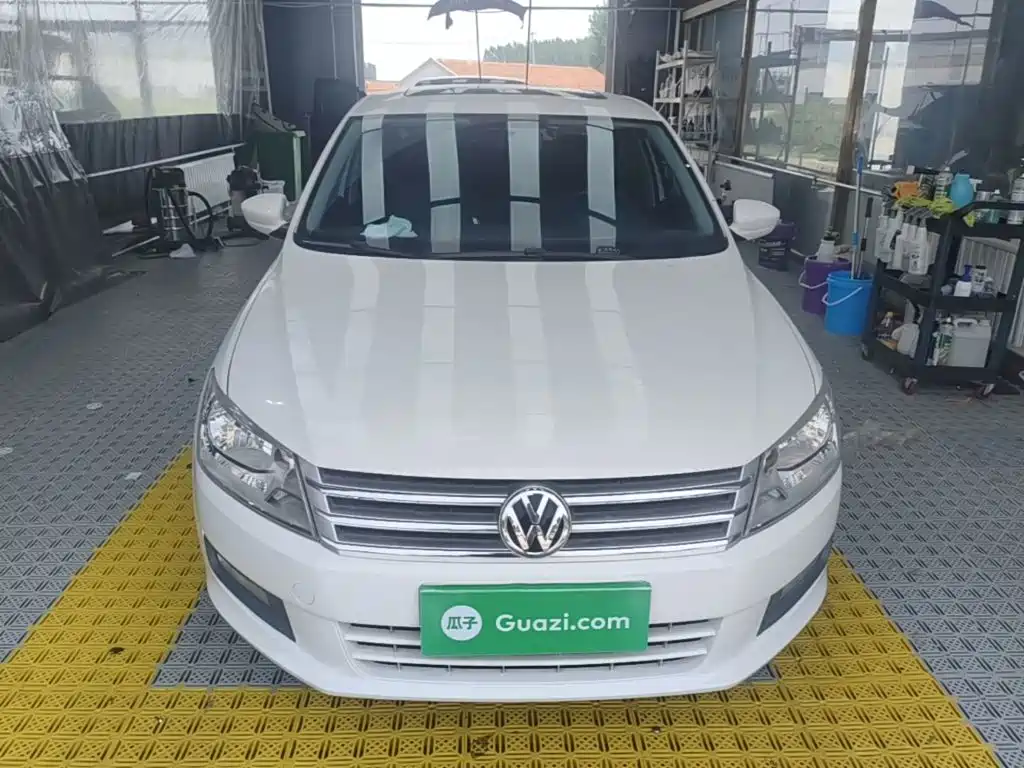 Volkswagen Santana 2015