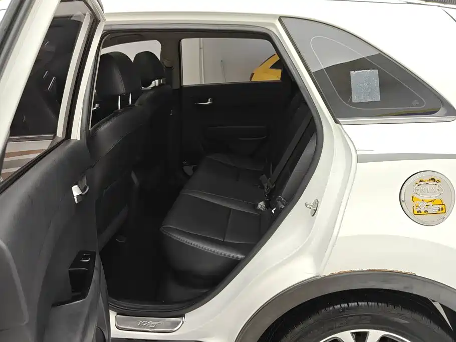 Kia KX3 2015 — фото 11