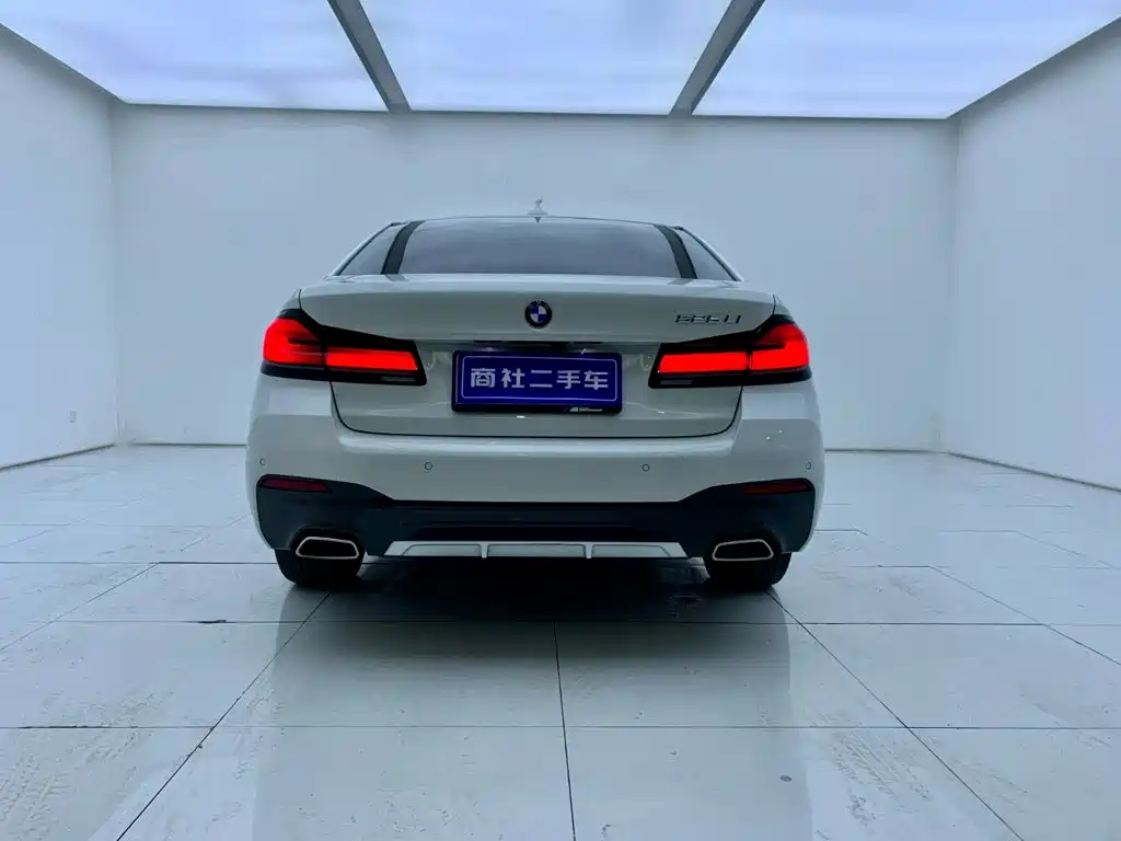 BMW 5 Series 2024