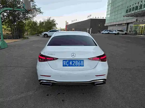 Mercedes-Benz C-Class 2025