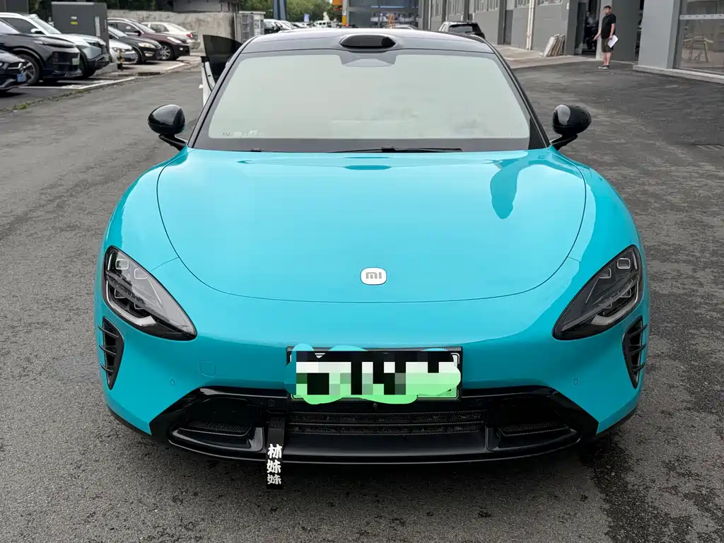 Xiaomi SU7 2025