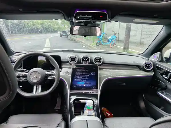 Mercedes-Benz C-Class 2023