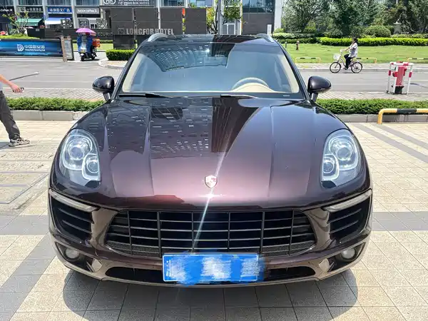 Porsche Macan 2014