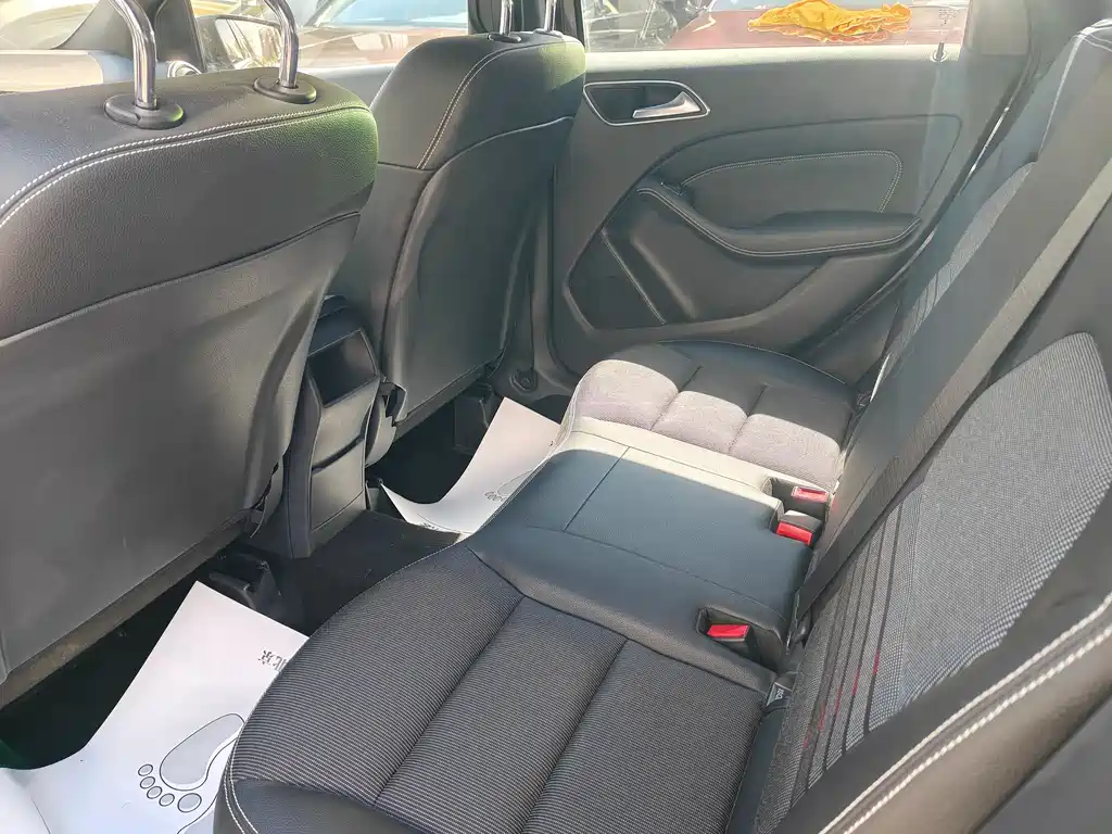 Mercedes-Benz B-Class 2015 — фото 14