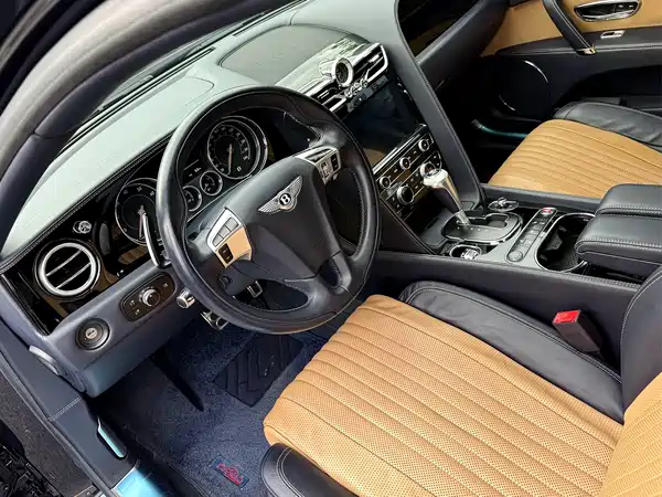 Bentley Flying Spur 2017