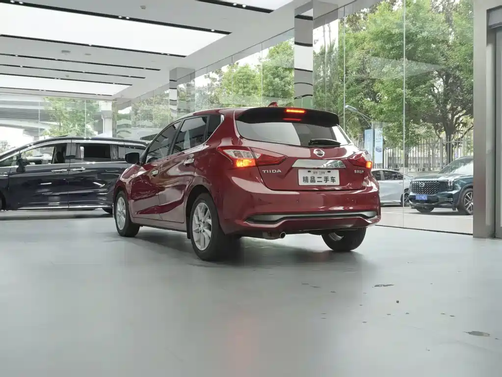 Nissan Tiida 2022