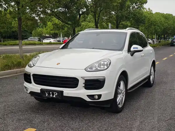 Porsche Cayenne 2016