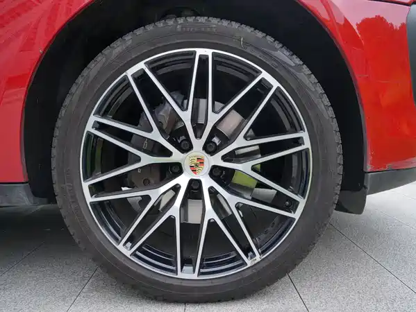 Porsche Macan 2020