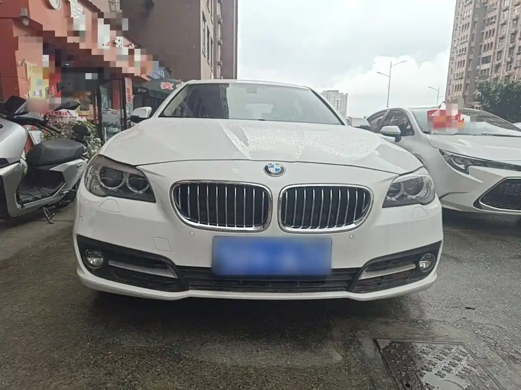 BMW 5 Series 2016