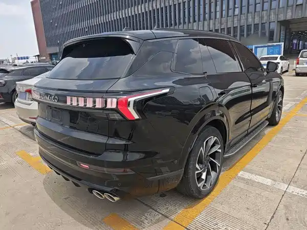 Lynk & Co 09 EM-P 2023
