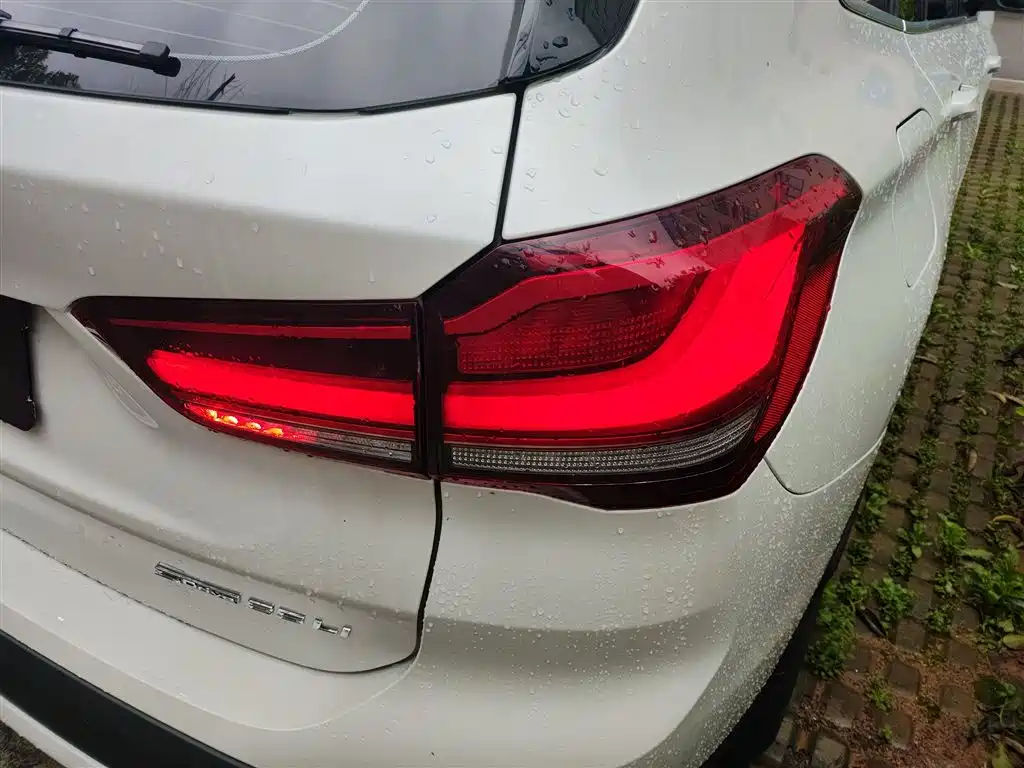 BMW X1 2021 — фото 8