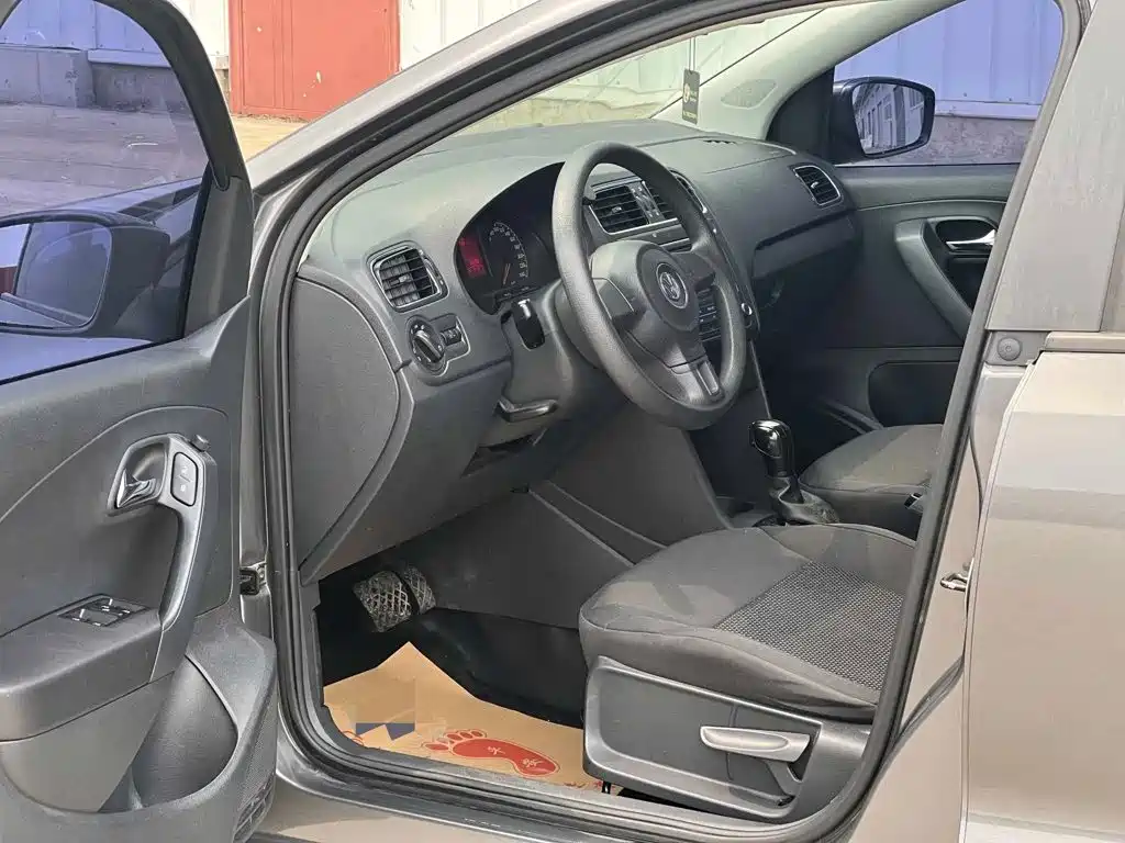 Volkswagen Polo 2013