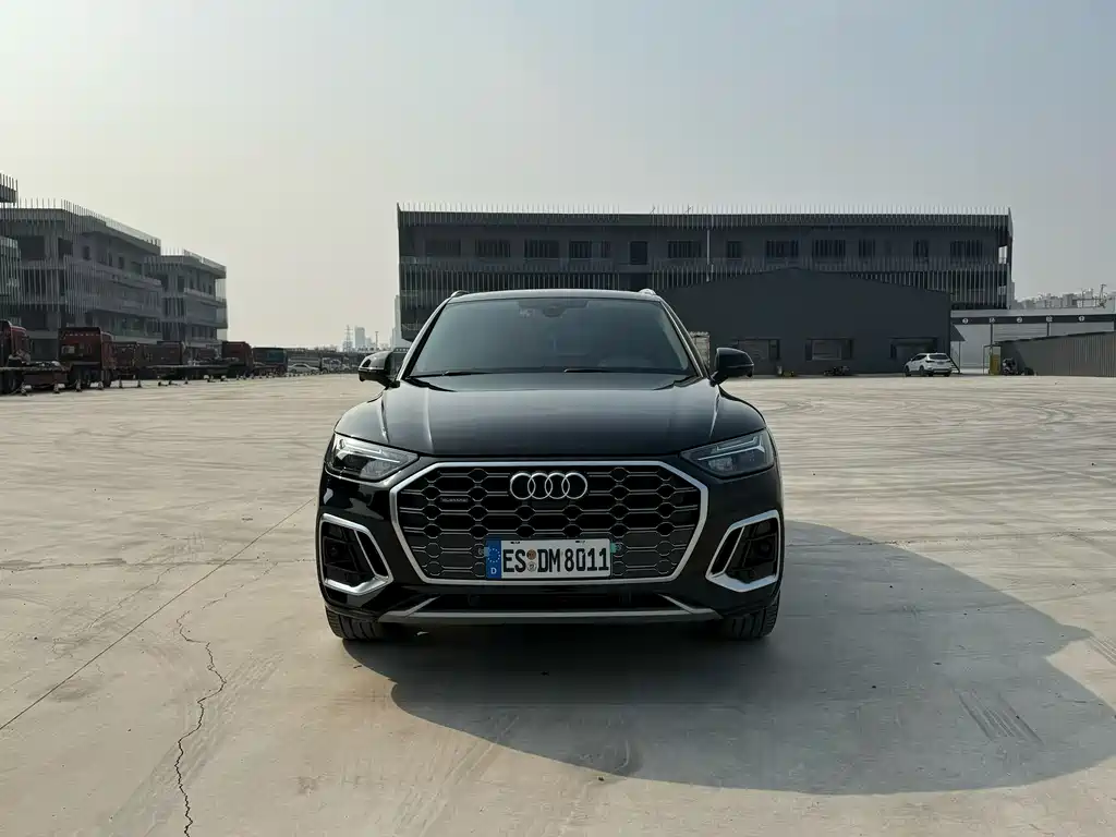 Audi Q5L 2022 — фото 2