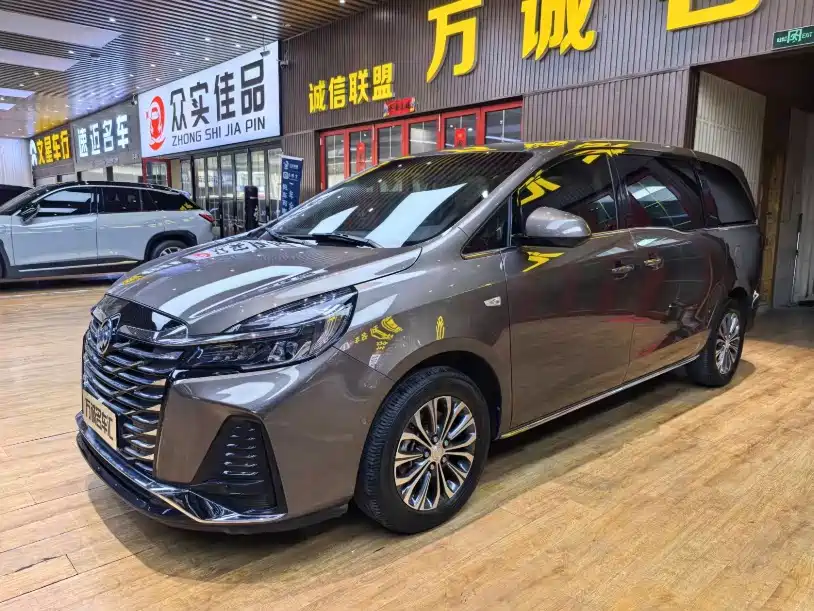 Buick GL8 2023