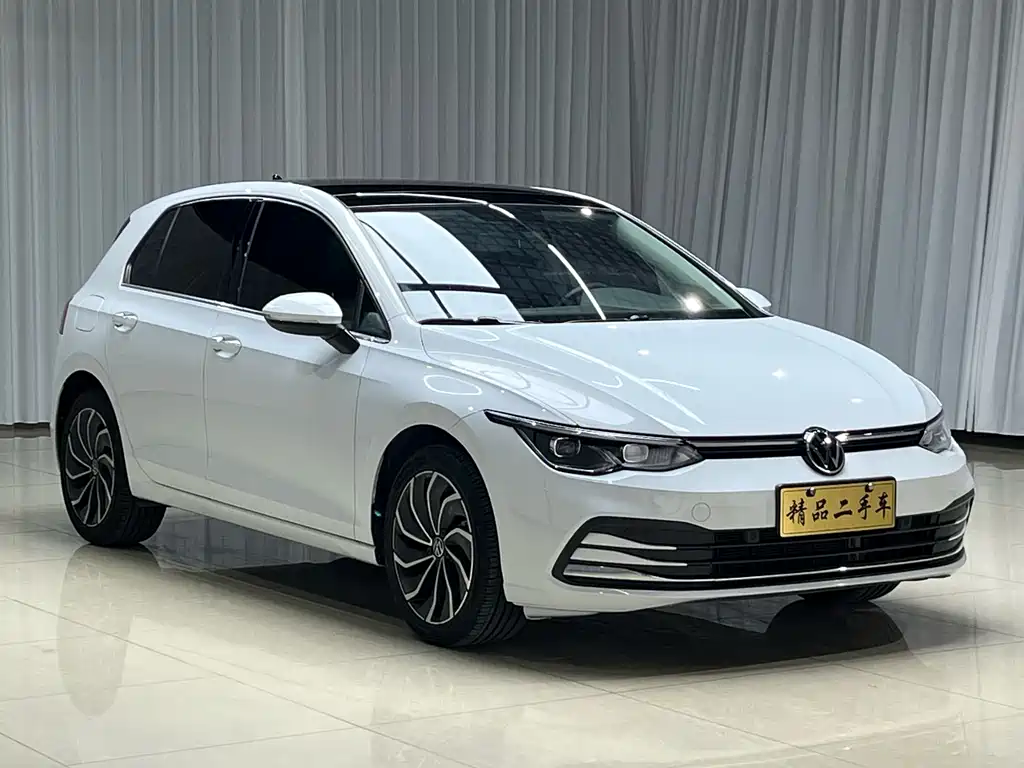 Volkswagen Golf 2021