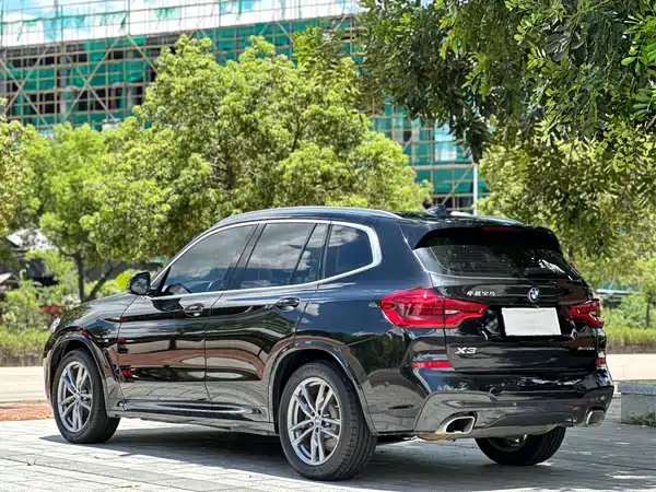 BMW X3 2021