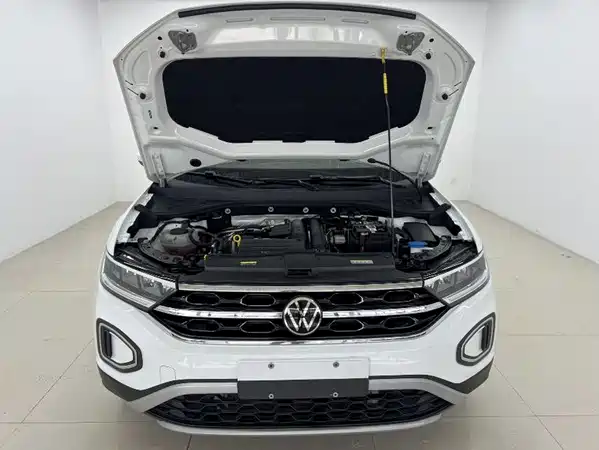 Volkswagen T-Roc 2023