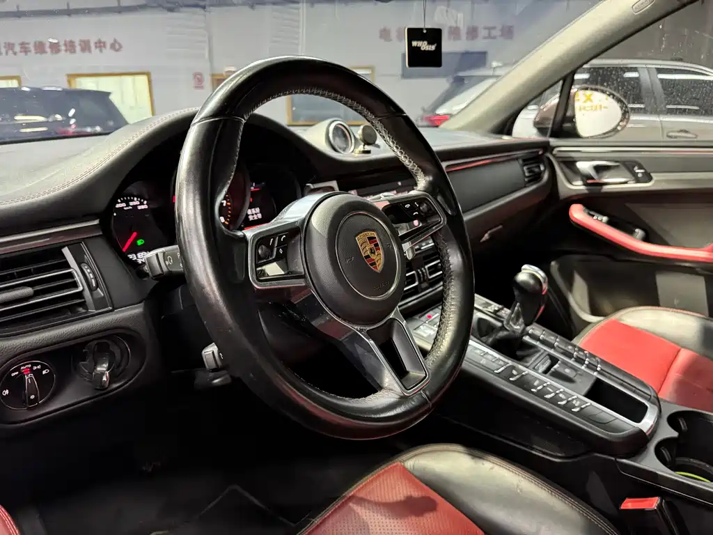 Porsche Macan 2019