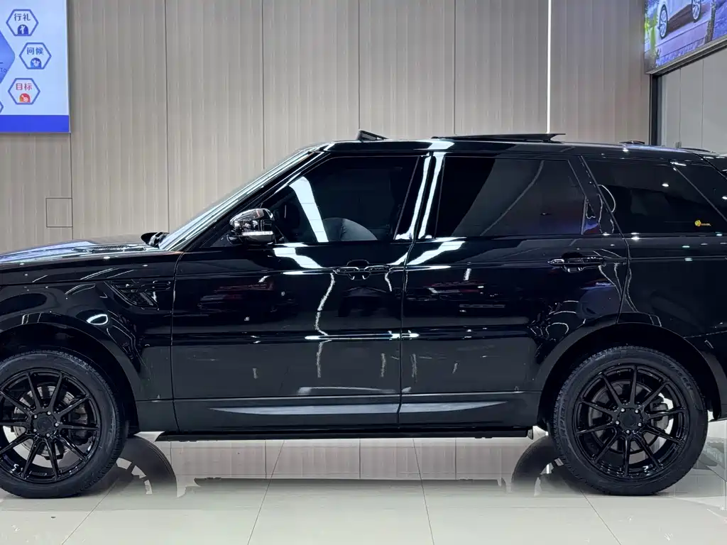Land Rover Range Rover Sport 2016 — фото 2
